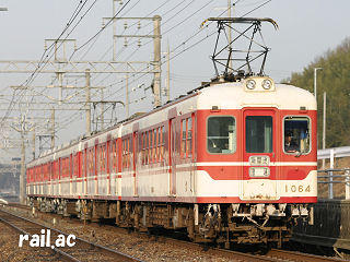 1064-1073+1100形3連