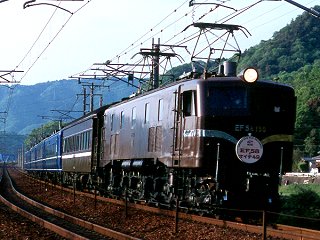 wbh}[NEF58 15014nȎԂƃ}Ce49